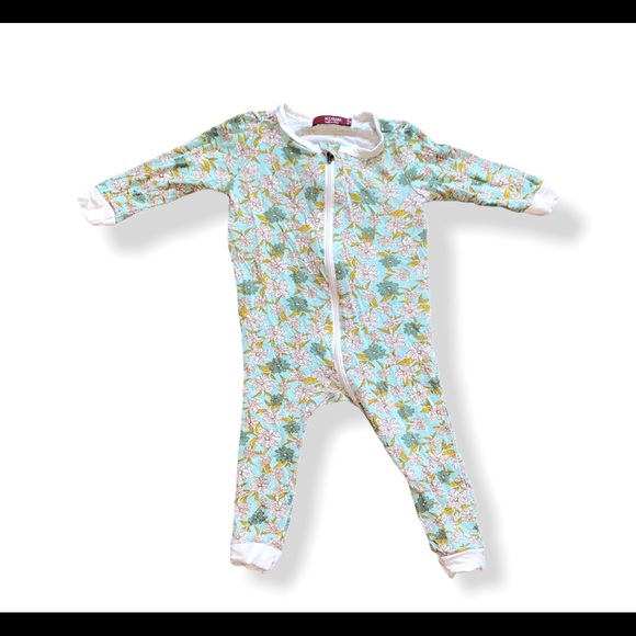 MilkBarn Romper - Picture 1 of 2